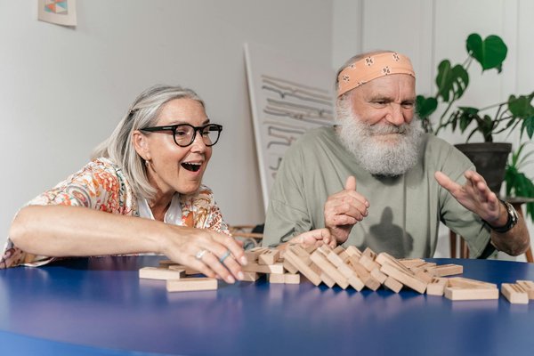 Les conjonctivites chez les personnes âgées : prévention et traitement